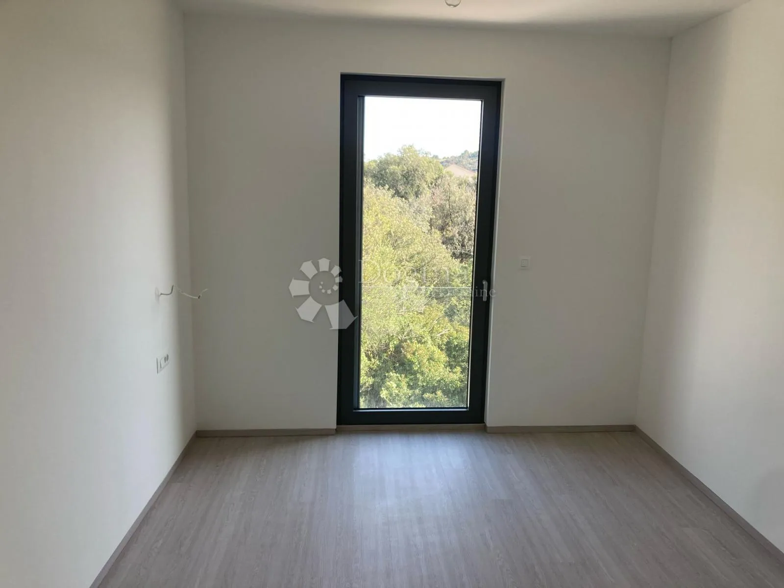 luksuzni apartman uz more b2 - slika 13
