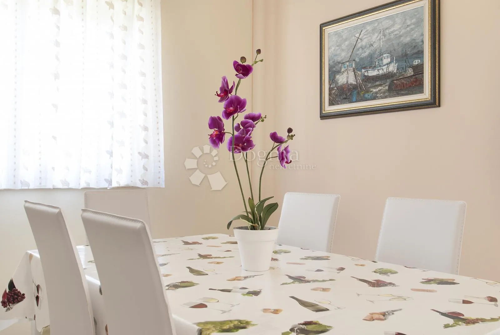 poreč okolica, prekrasna kuća u mirnom naselju s bazenom - slika 8
