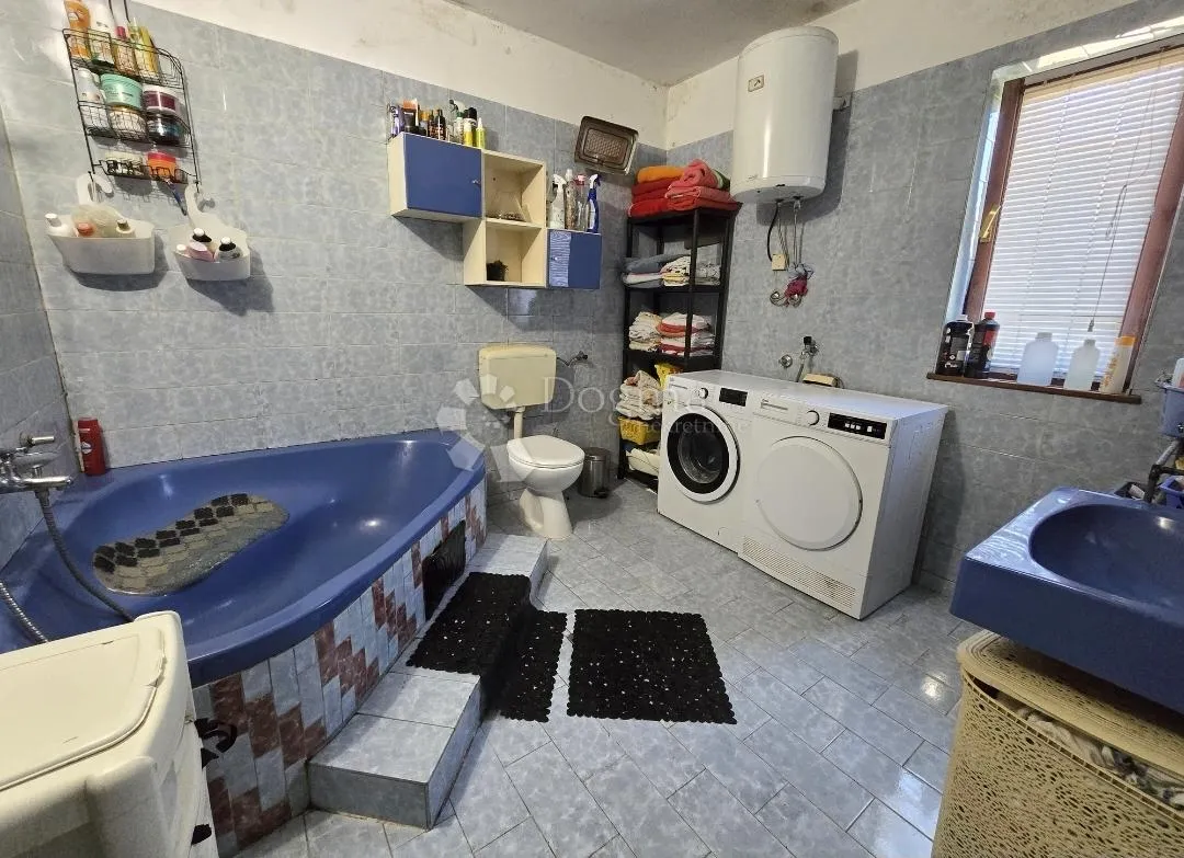 dražice – samostojeća kuća s okućnicom - slika 10
