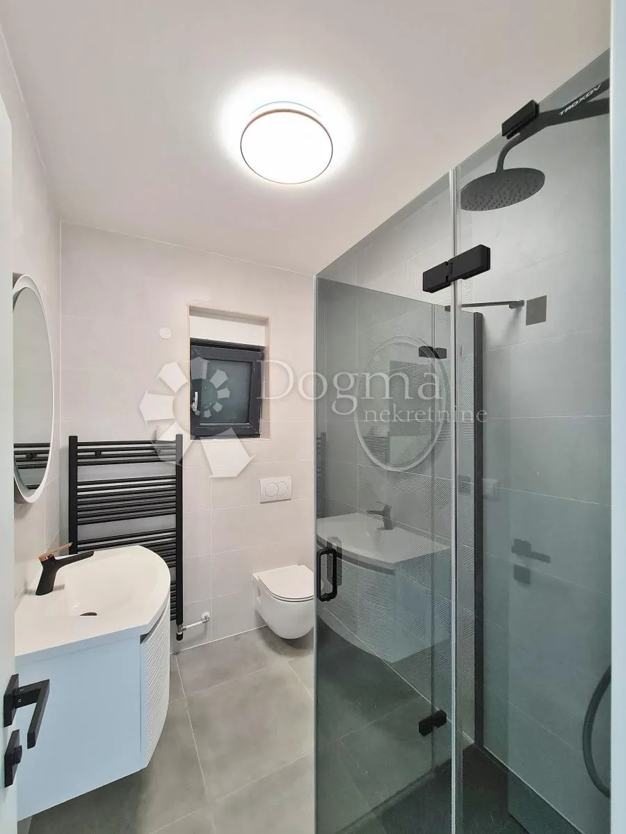 barić draga prvi red do mora villa 284 m2 - slika 41