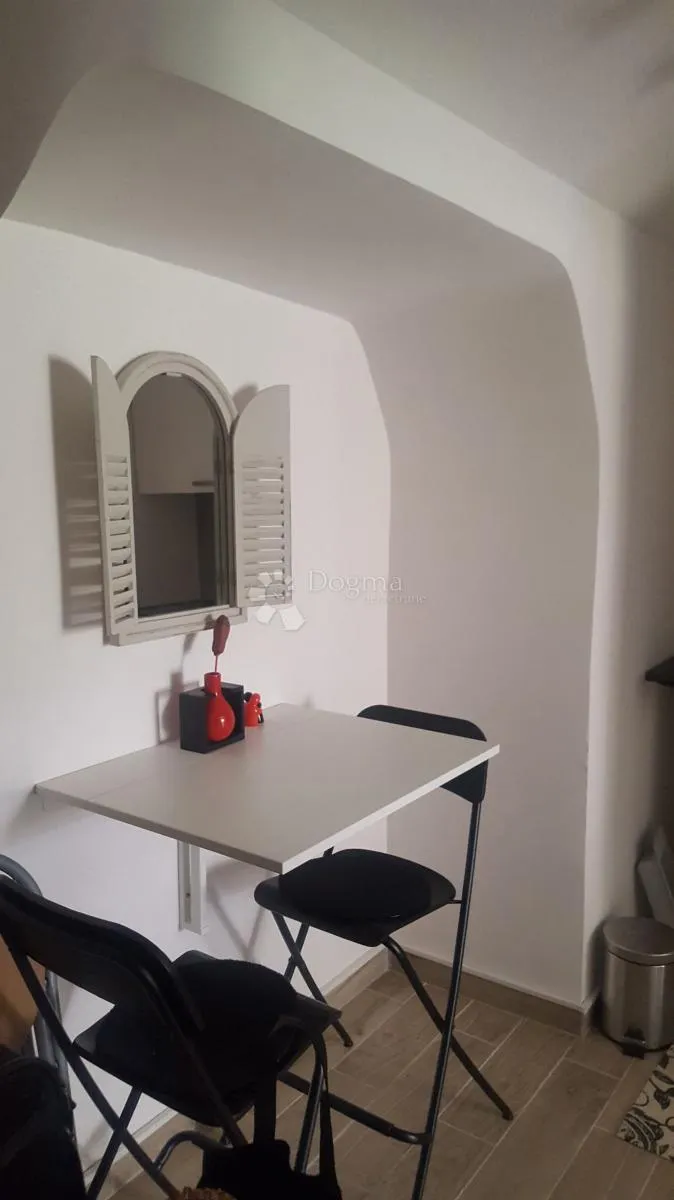 renovirana garsonjera na tuđmancu - slika 5
