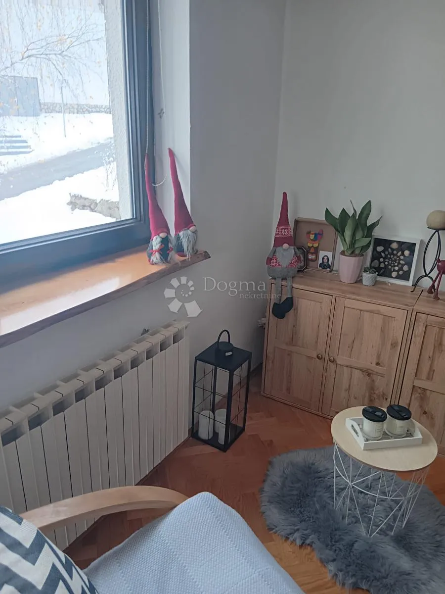 kuća u korenici, za investiciju i život - slika 35
