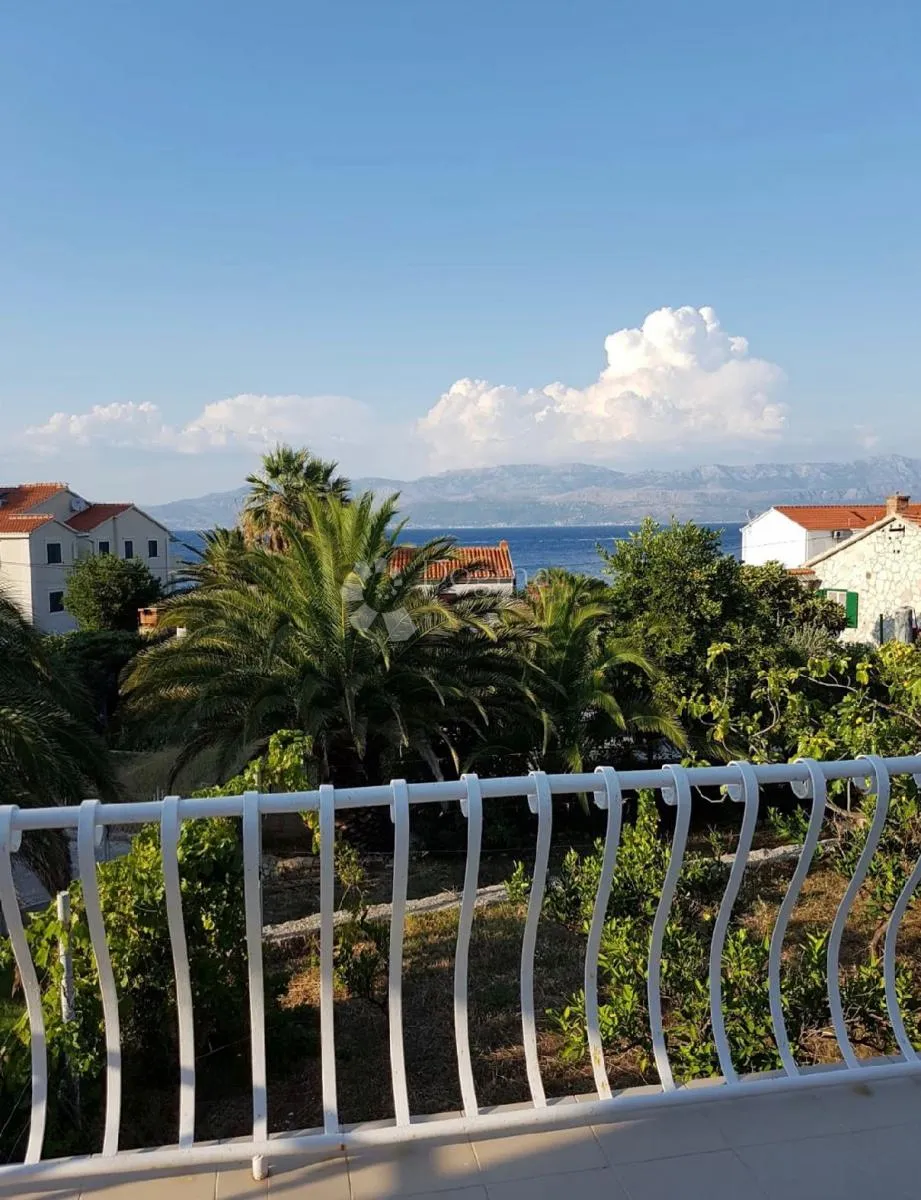 kuća 80m od mora, sutivan, brač - slika 19