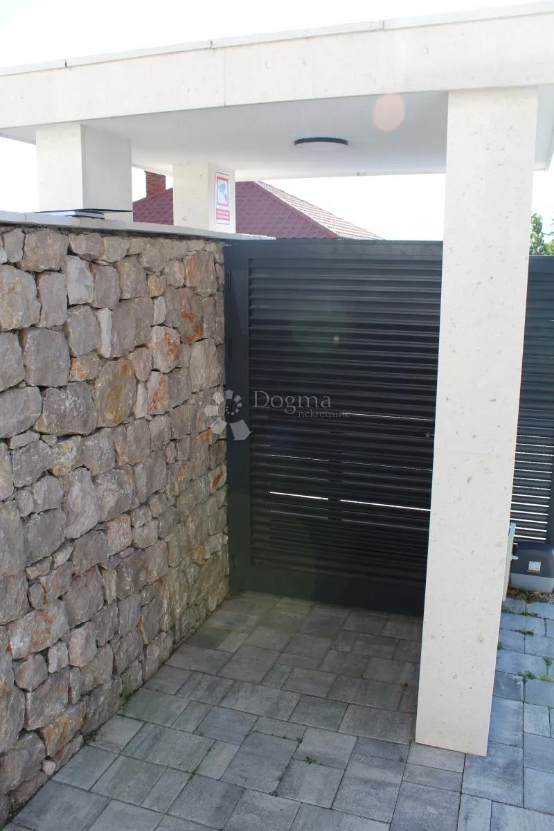 mega eksluzivna villa novi vinodolski - slika 15