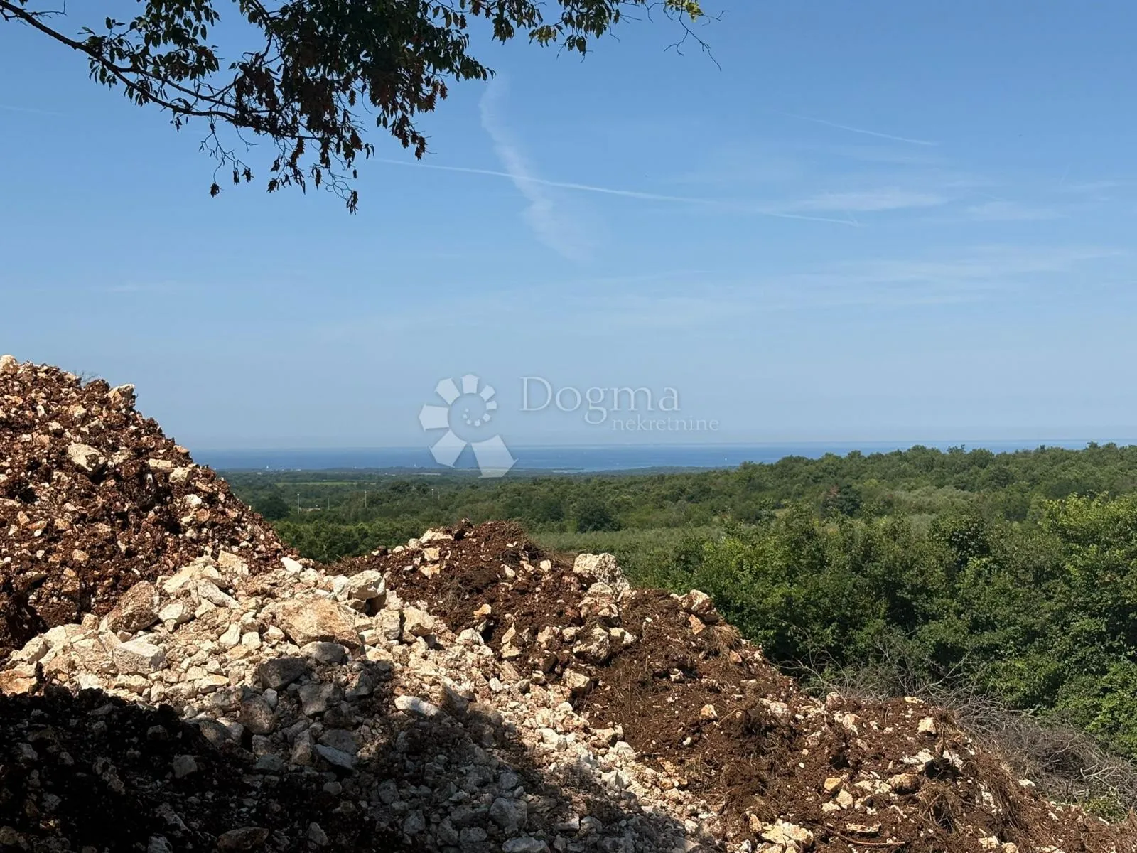 građevinsko zemljište s očaravajućim pogledom na more!višnjan!2080 m² - slika 6
