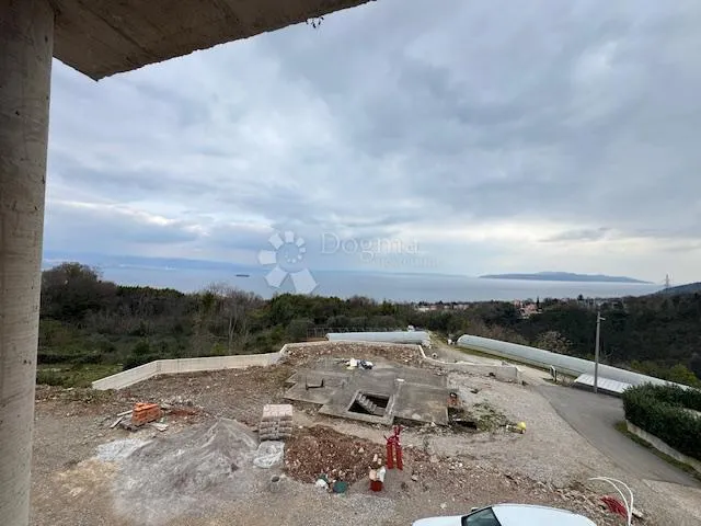 građevinsko zemljište ičići 905 m² – pogled na more - slika 2