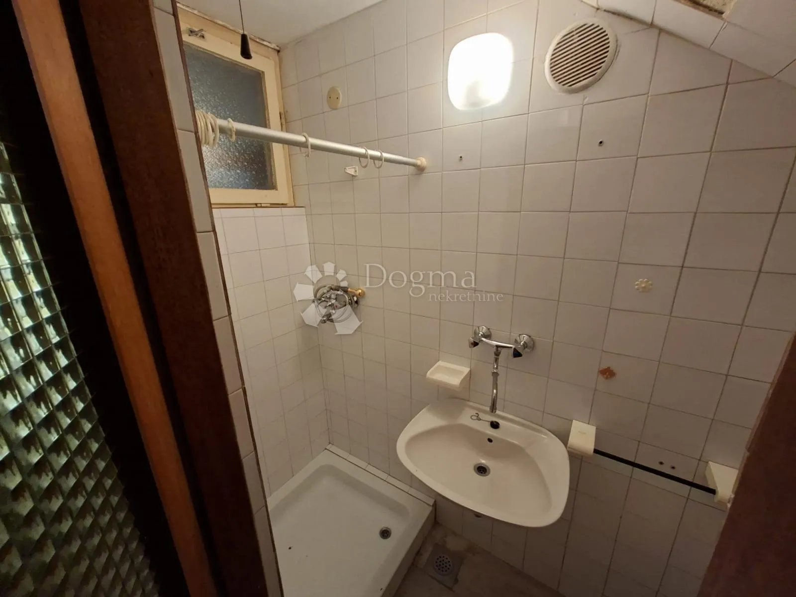 elegantna kuća sisak - slika 26