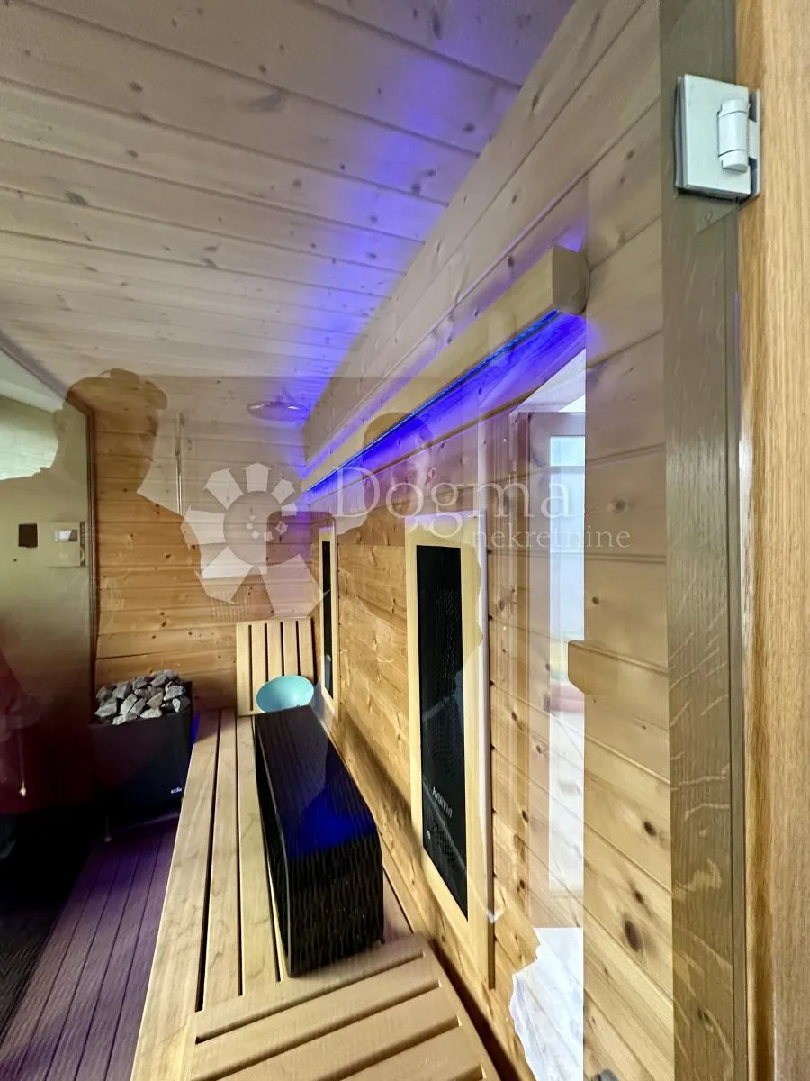 penthouse 140m2 kompletno namješten prilika!! 300m od mora - slika 22