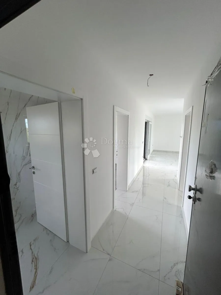 privlaka - moderan penthouse s4 sa krovnom terasom - slika 21