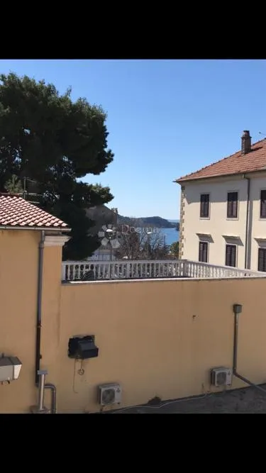 stilski uređena kuća u centru šibenika - slika 20