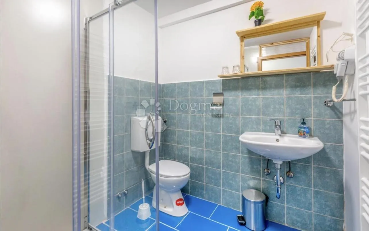 gospodarsko imanje u okolici otočca - slika 30