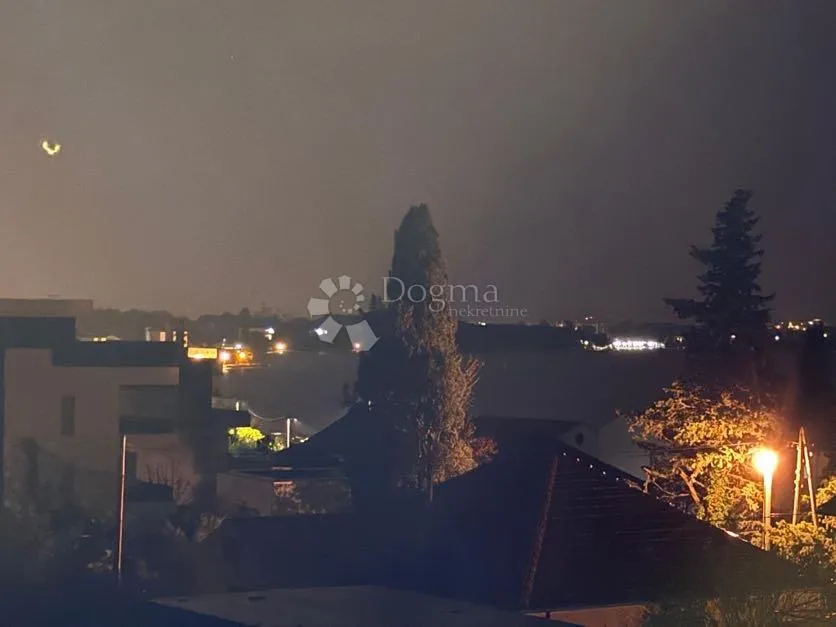 novogradnja dizajnerski stan s pogledom na more - slika 2