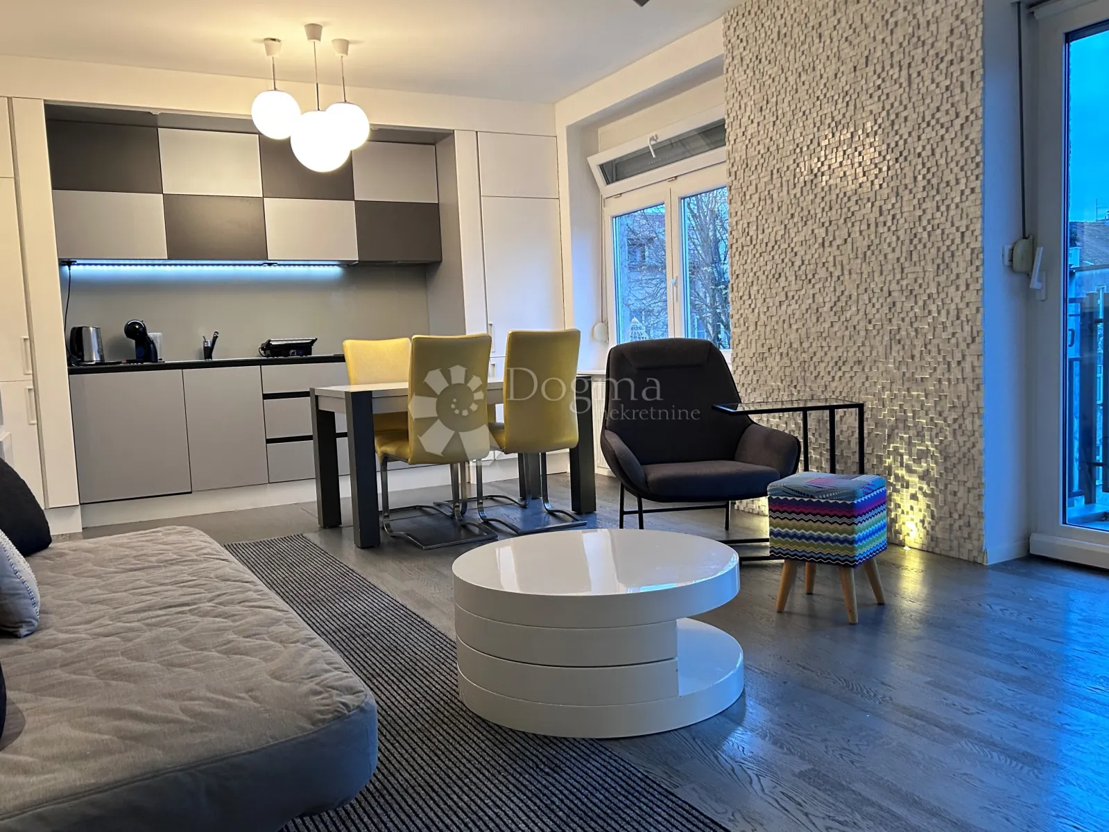 najam stana centar, 66,83m2, 2s, 4.kat - slika 4
