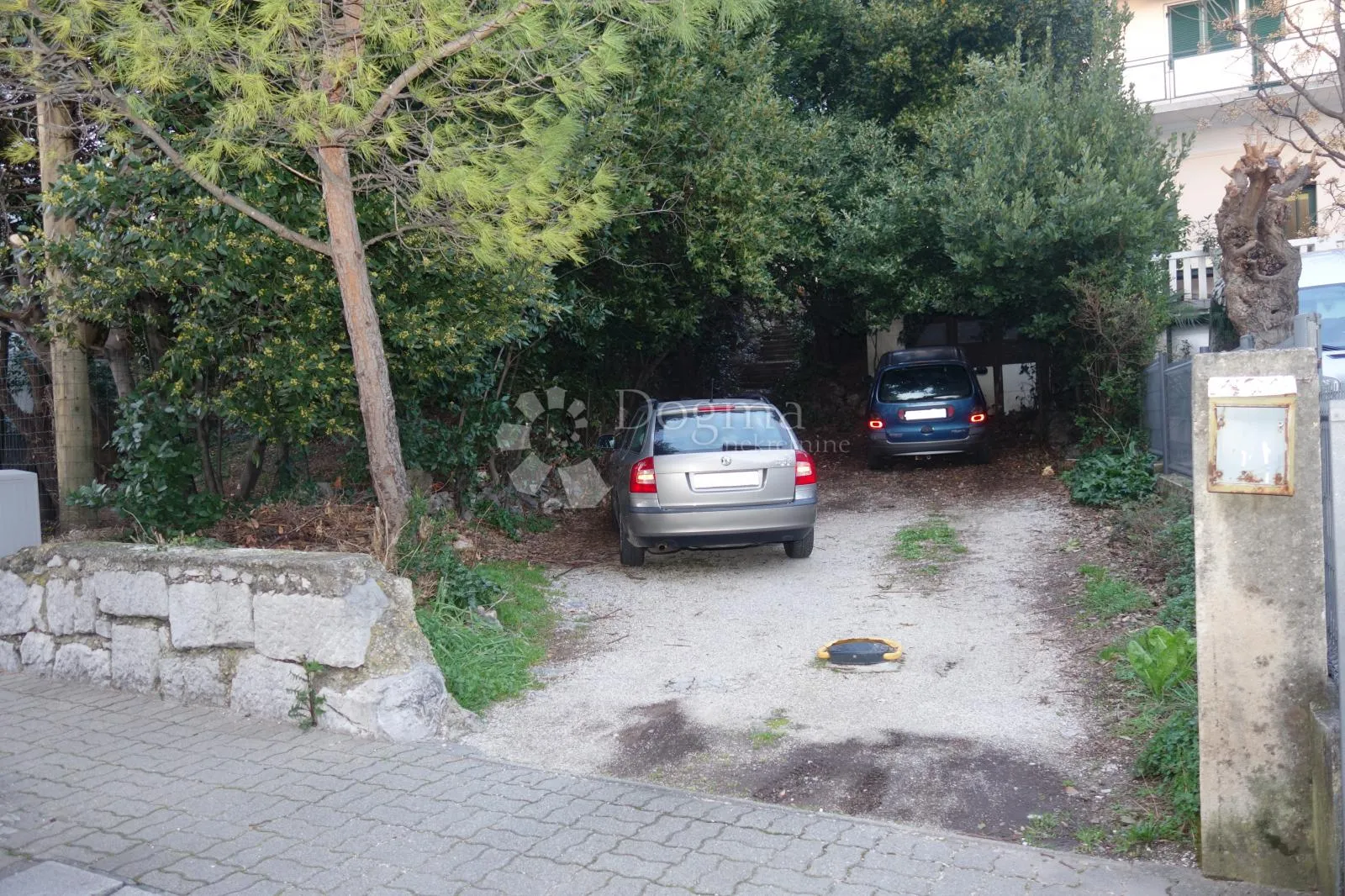 prilika! kuća - gradiljište u centru sa garažom - slika 7
