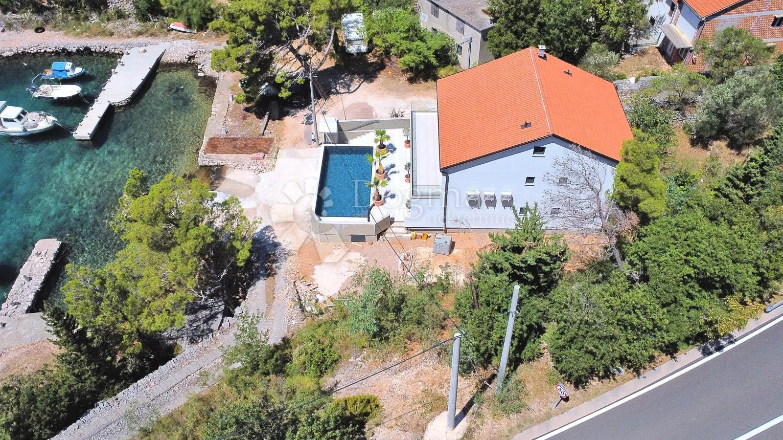 barić draga prvi red do mora villa 284 m2 - slika 20