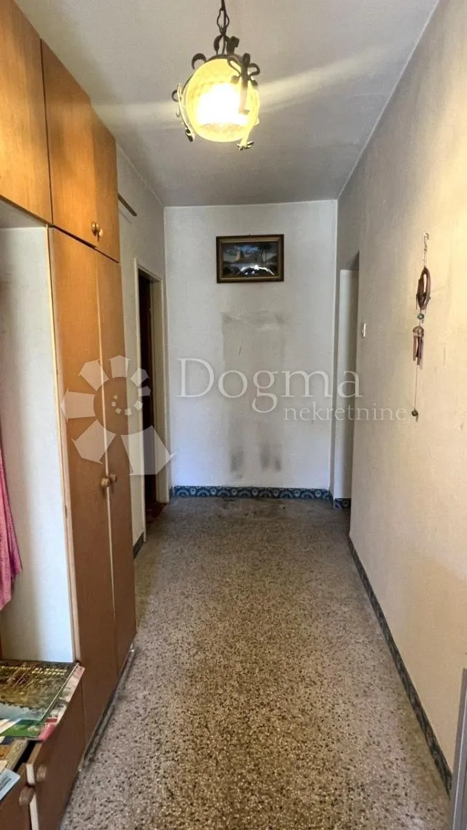prostrana kuća za adaptaciju sa pogledom na kvarner! - slika 7