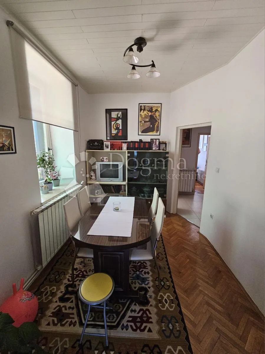 stan + apartman + garaža + konoba + vrt - slika 13