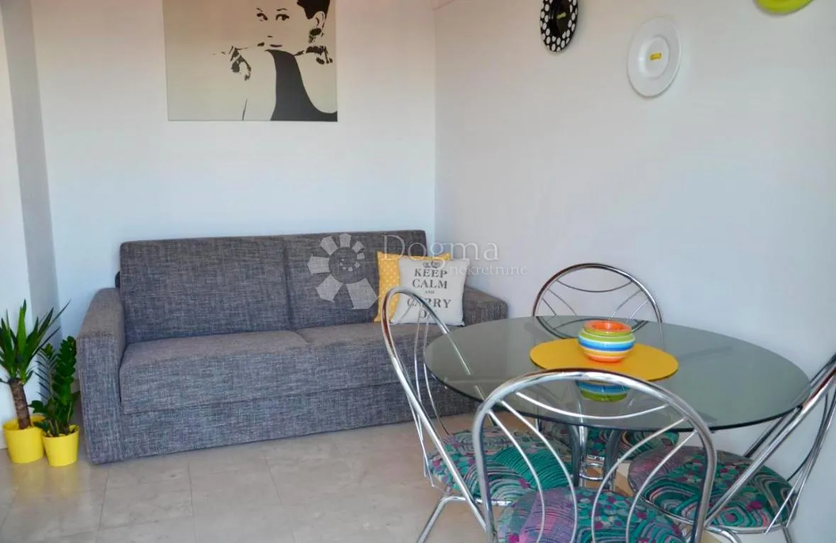 apartmanska kuća milna - slika 8