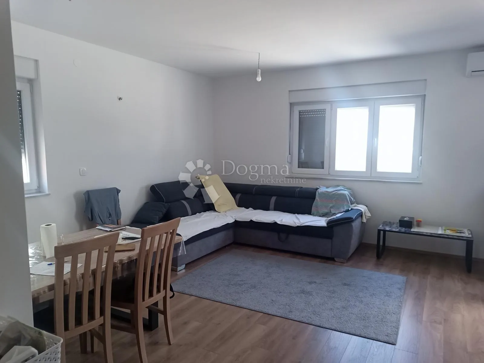 vodice - stan u prizemlju 126 m2 - slika 2