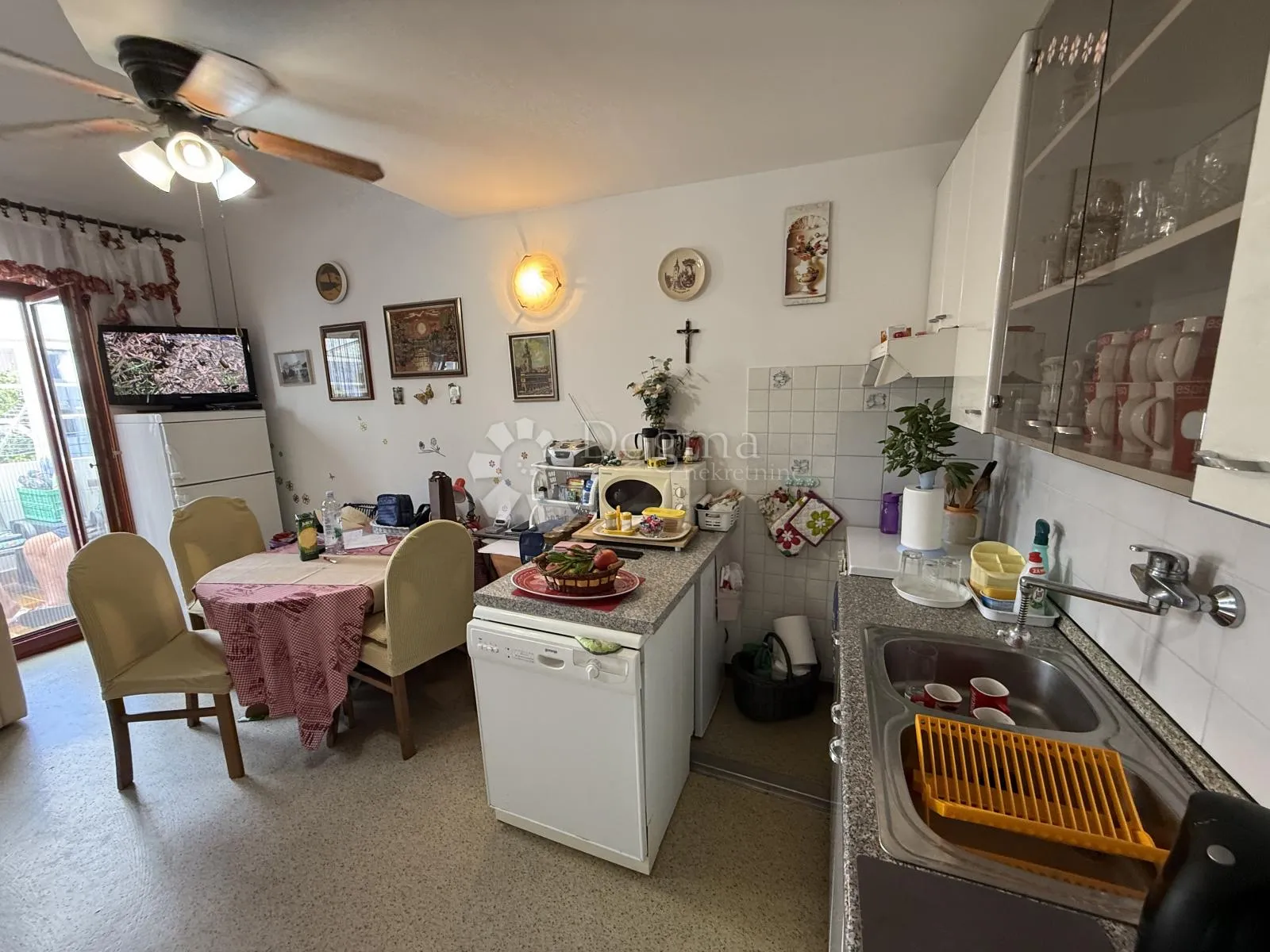 apartman dvoetažni stinica velika terasa pogled more - slika 7