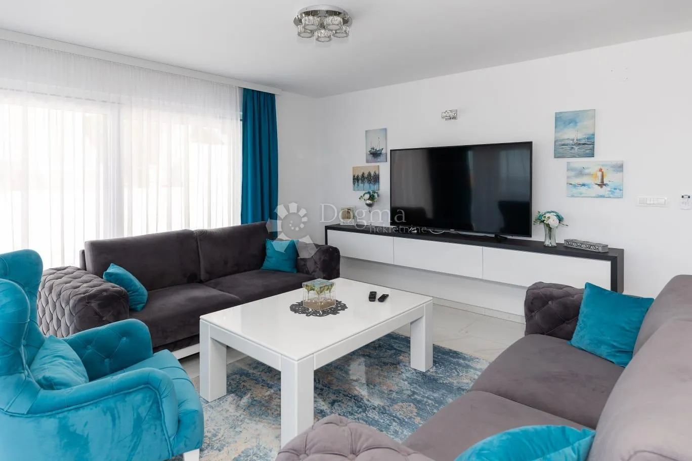 luksuzna novogradnja crikvenica 30m od mora - slika 17