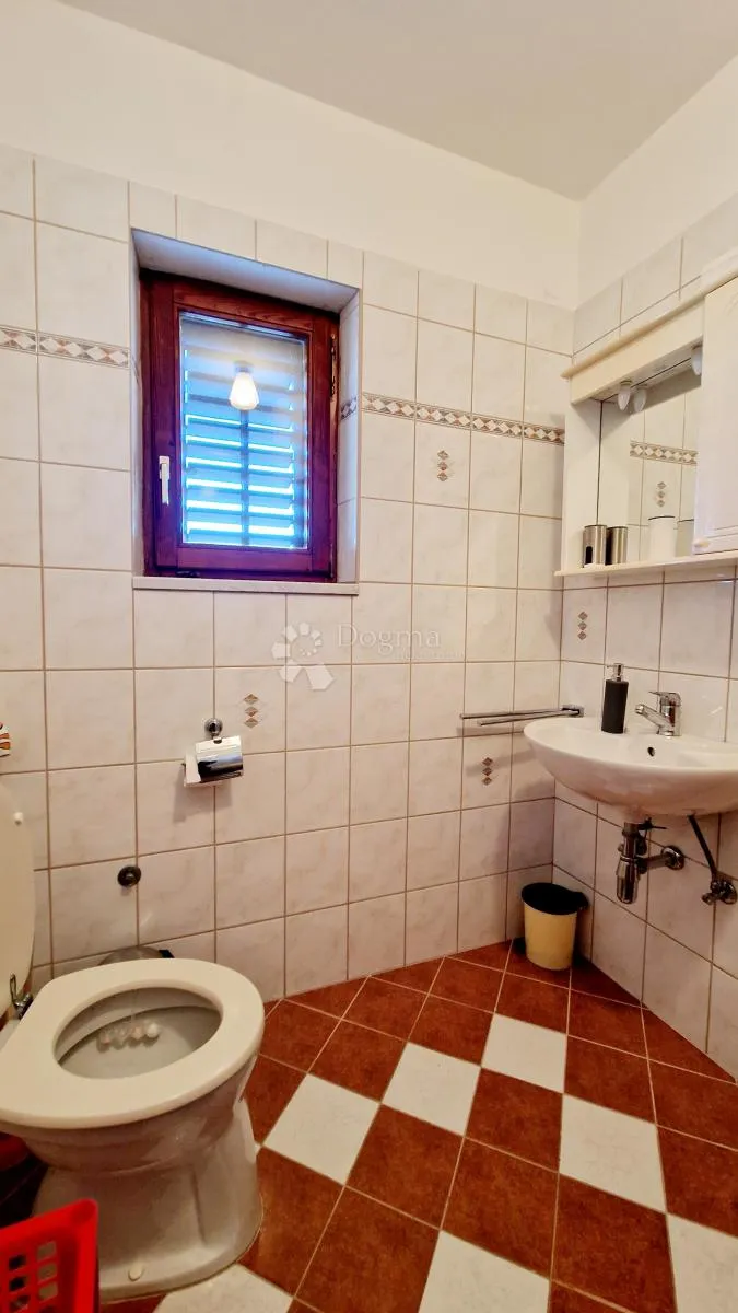 kuća s 2 stana u galižani - pogled na more i pulu - slika 30