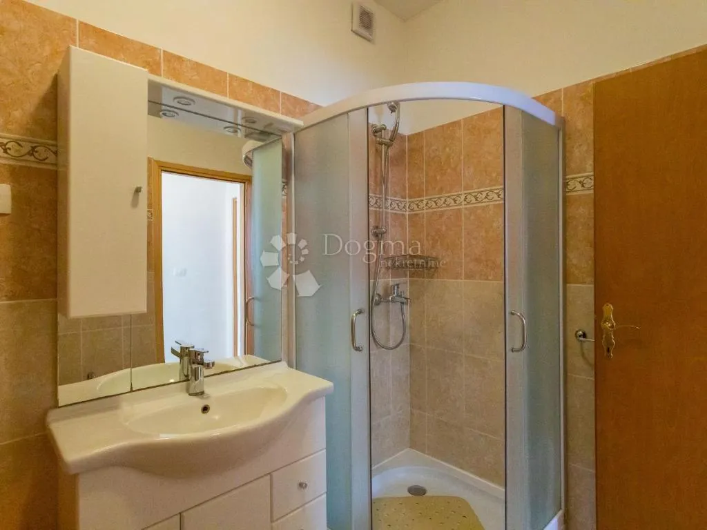 stan za najam, 81 m², labin - slika 6