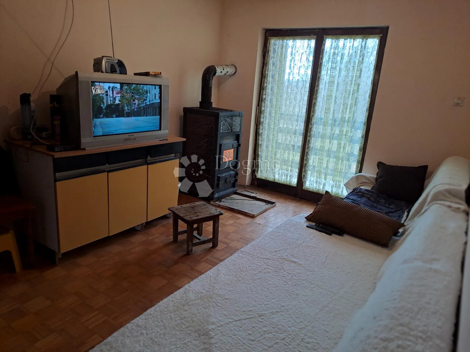 povoljna viksa na vrhu brda - slika 9