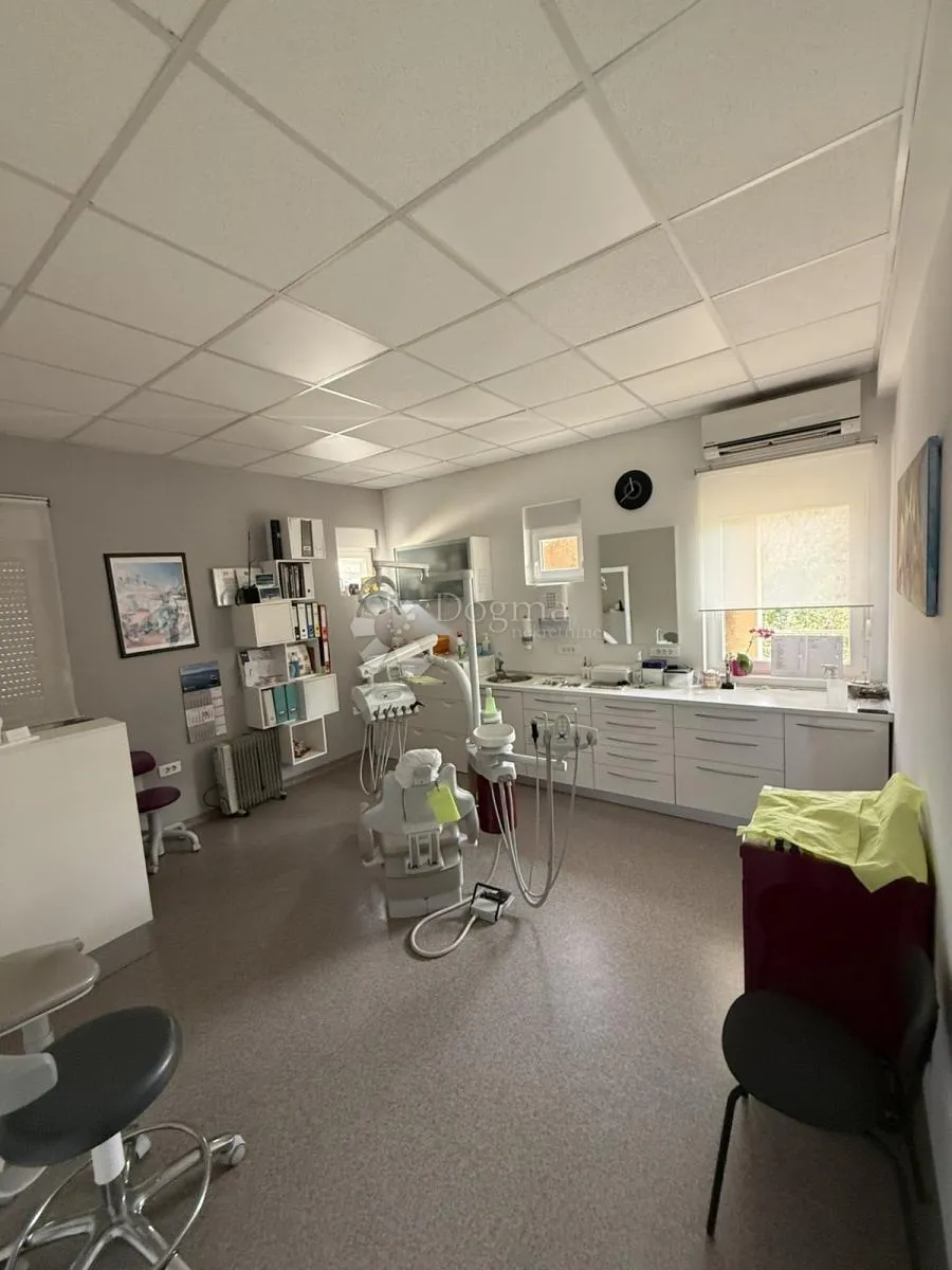 poslovni prostor 200m2 – zakup, centar viškova - slika 6