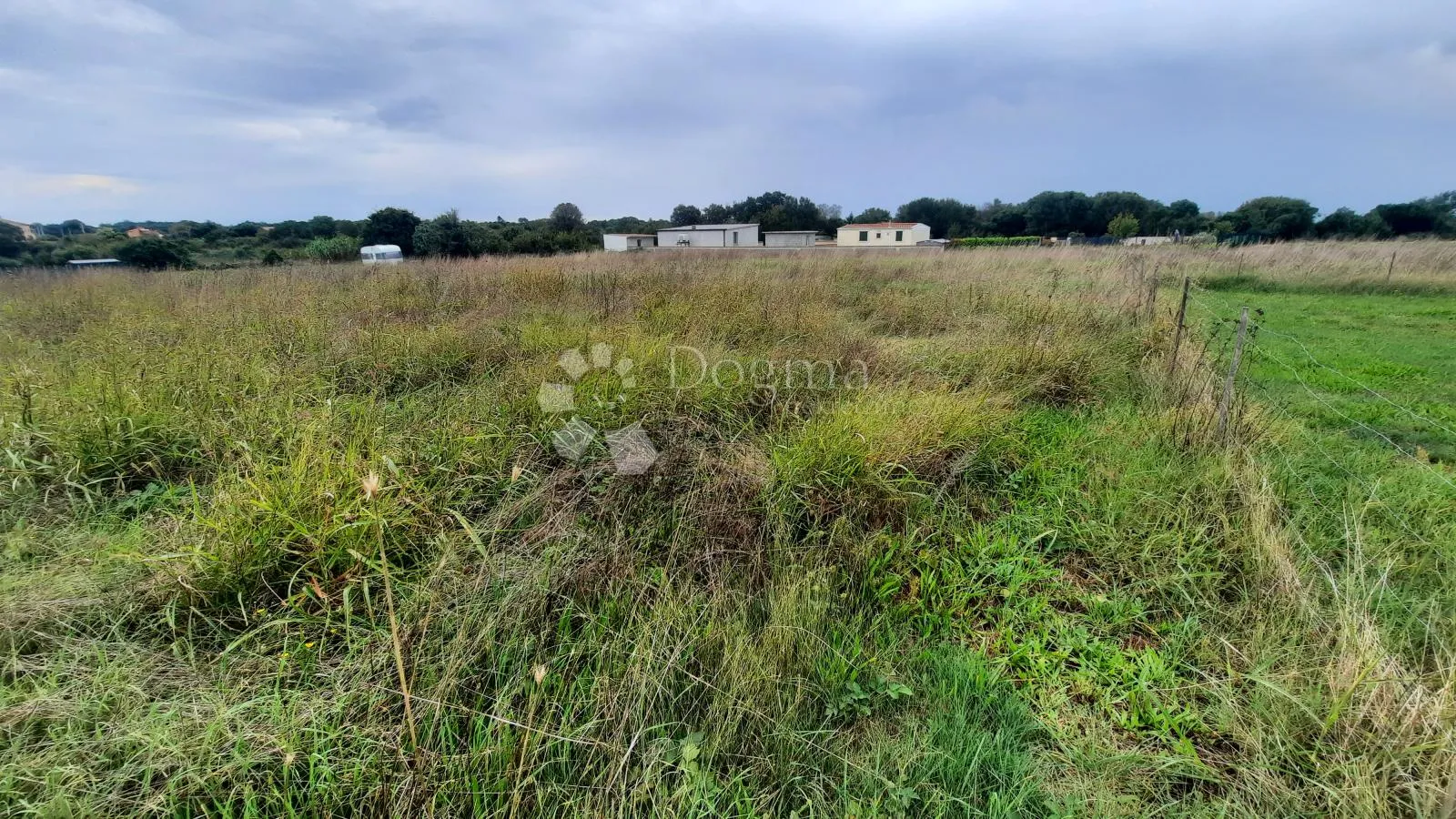 poljoprivredno zemljište, jadreški 500m2 - slika 3