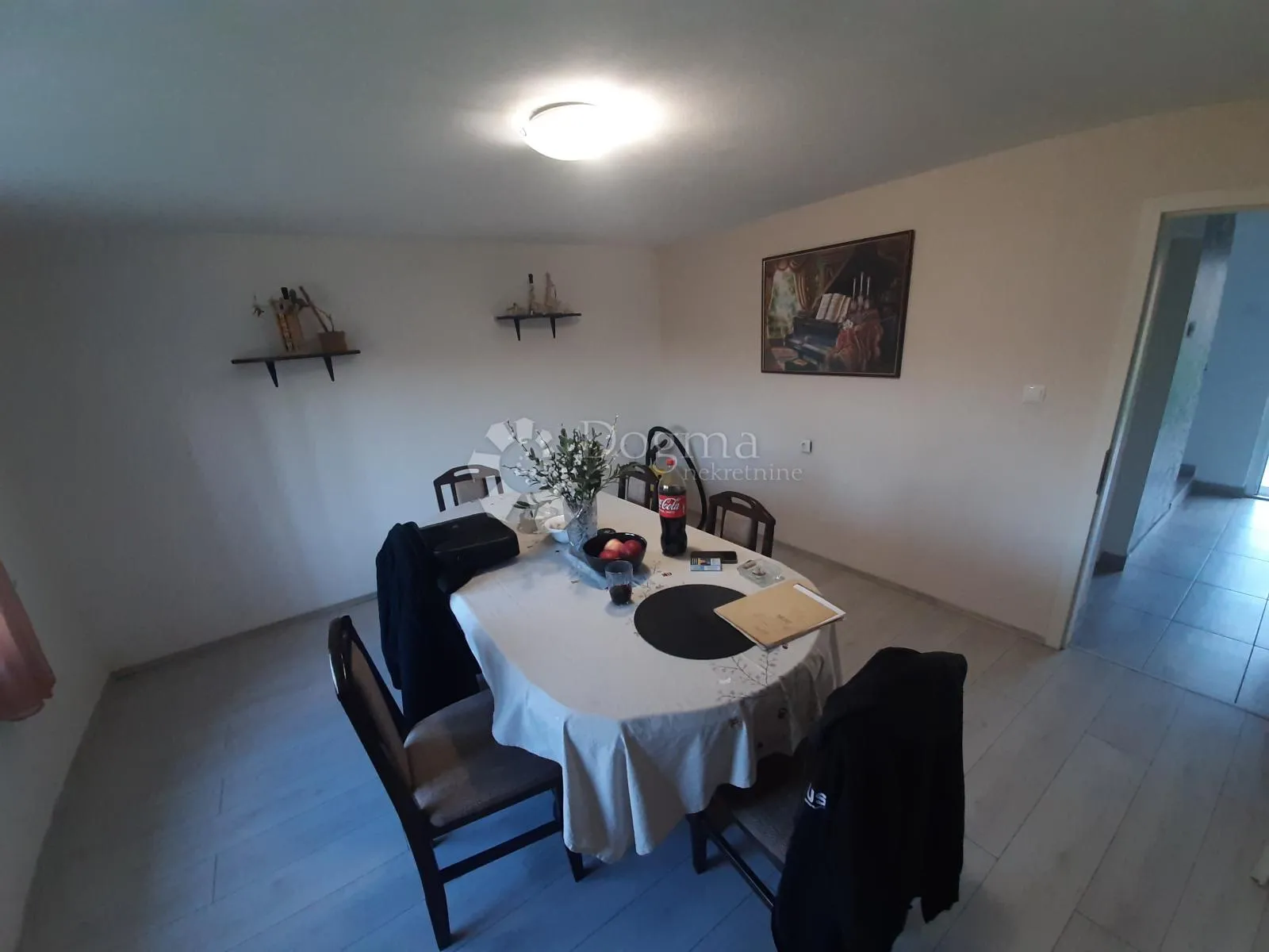 kuća uz park prirode medvednica – 650 m² mira i zelenila - slika 9