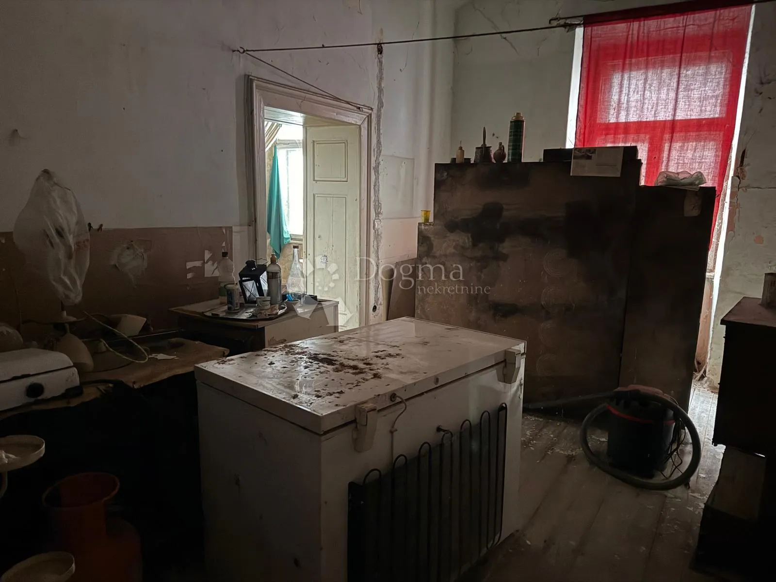 povijesna zgrada s velikim razvojnim potencijalom 6 stanova - slika 10