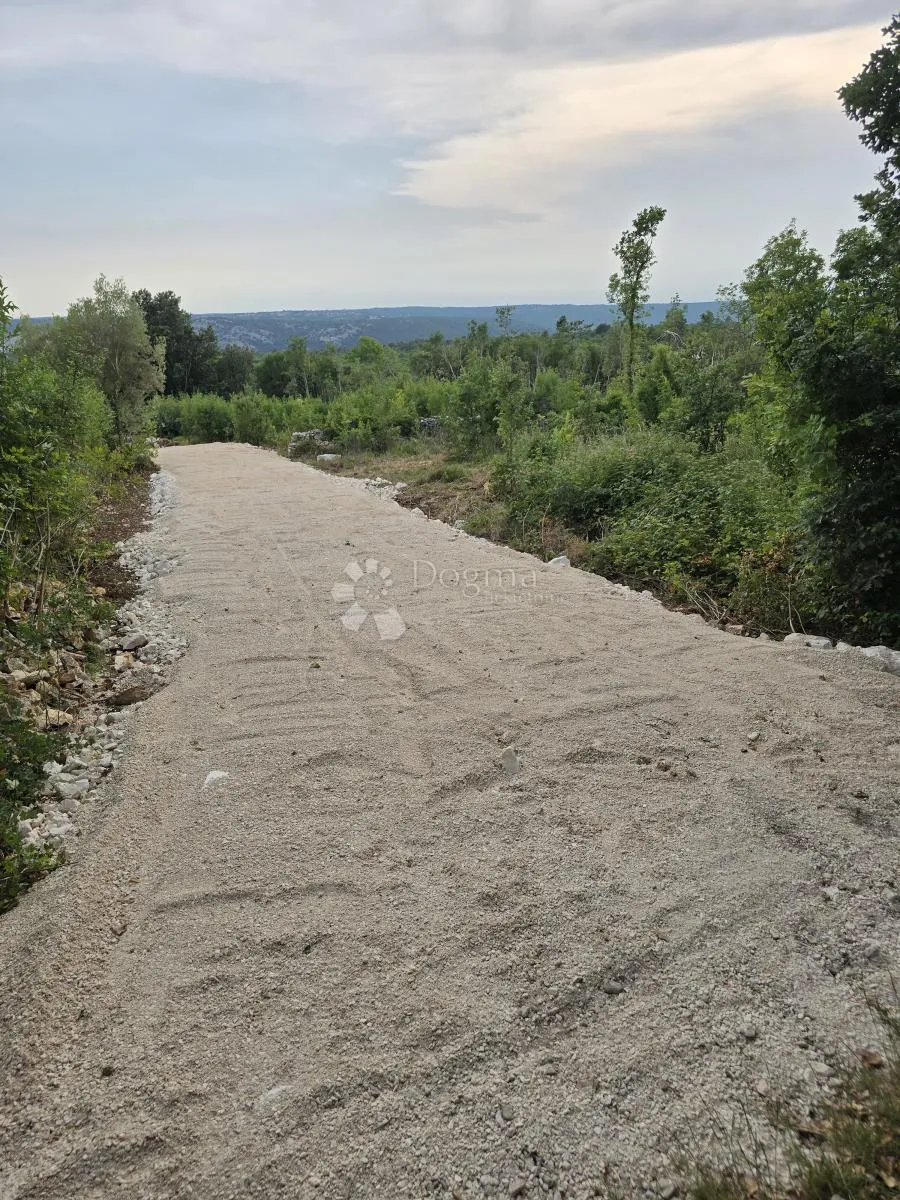 labin,okolica,parcela sa građevinskom dozvolom i pogledom na more - slika 10