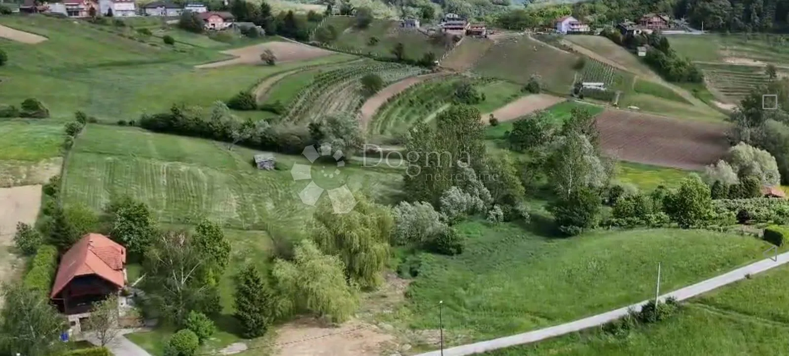 potpuno renovirano drveno imanje usred zelenila nadomak krapine! - slika 28