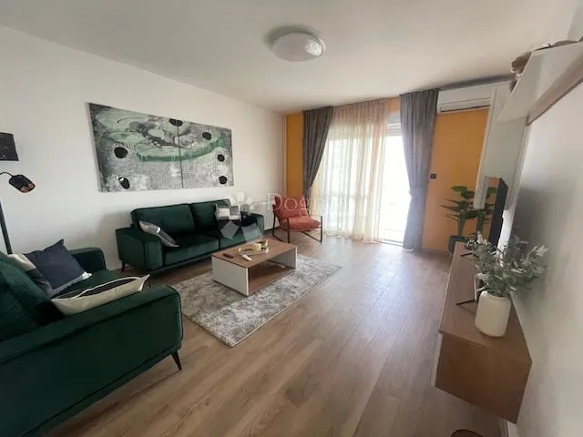 predivan novouređen i namješten stan za najam - slika 3