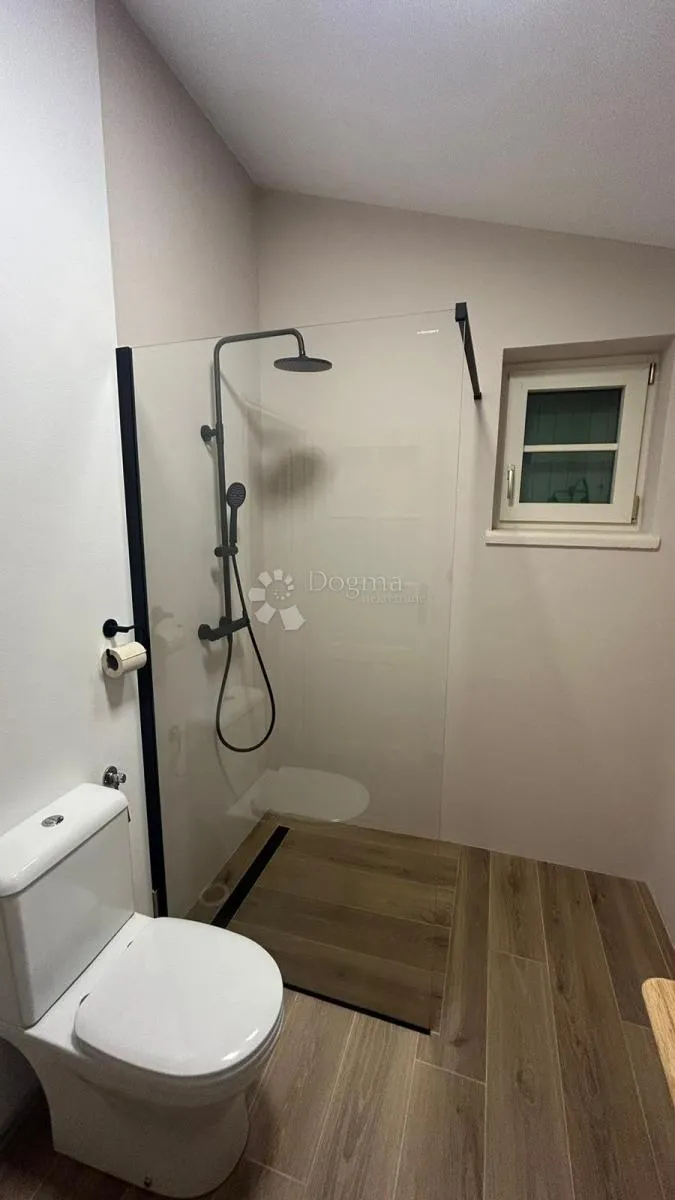 prilika! rustikalna villa - barban okolica - slika 24