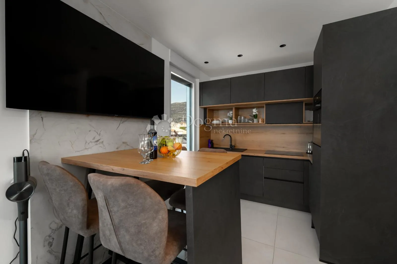 penthouse na prodaju - slika 5