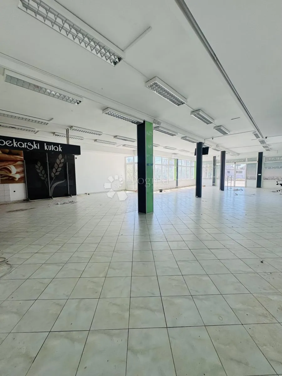 poslovni prostor za najam - vir, 226 m2, odlična lokacija! - slika 4