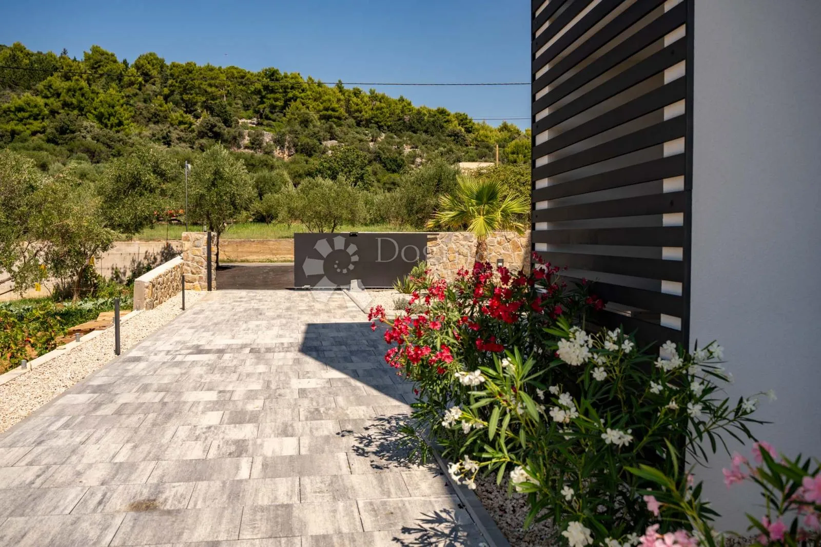 luksuzni stan s prostranom terasom i privatnim vrtom u modernoj novogradnji, barbat - otok rab - slika 10