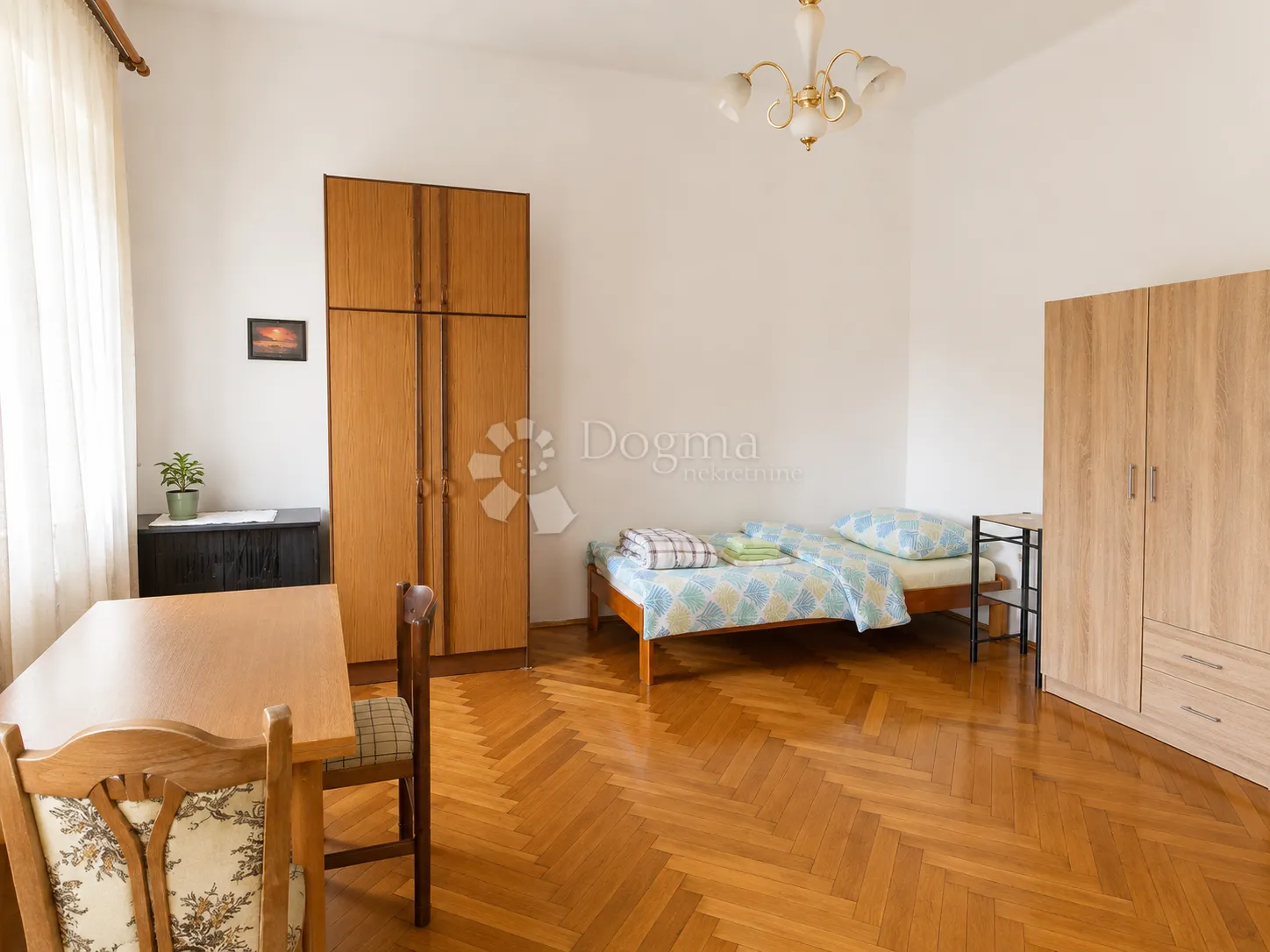 prostran studentski stan za najam – 95 m², podmurvice - slika 5