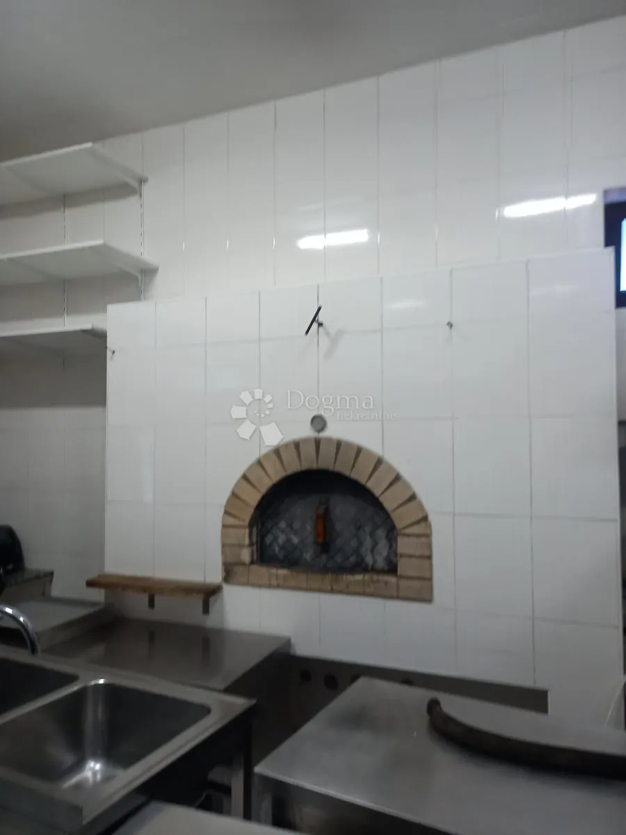 kompletno opremljen bistro / restoran – zaton - slika 12