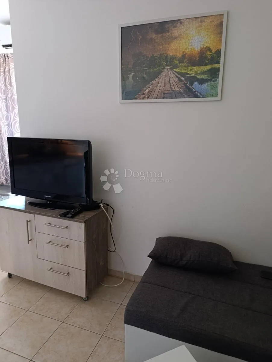 stan sa prekrasnim pogledom na more - slika 10