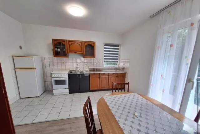 matulji -65m2,2s+db ,balkon blizina centra - slika 3