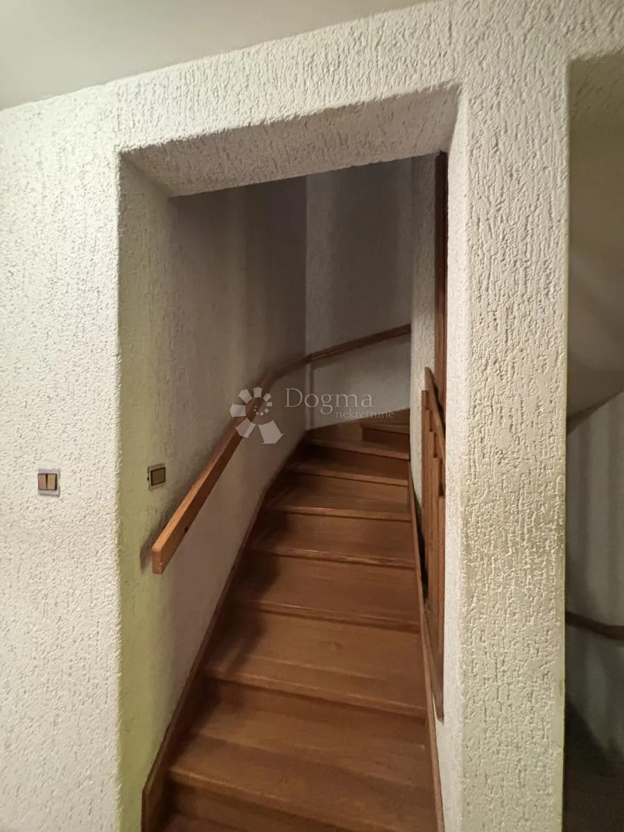 opatija, centar, kuća 300m2, s pogledom - slika 8