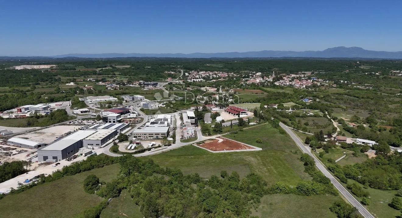 ekskluzivna investicijska prilika – 8.240 m² komercijalnog zemljišta u industrijskoj zoni žminj - slika 2