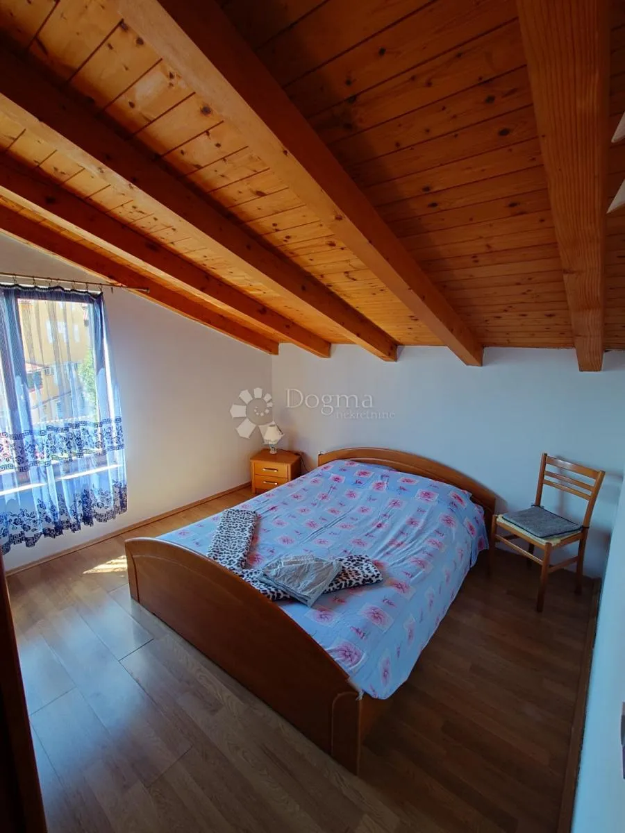 trosobni stan u centru rovinja - slika 4
