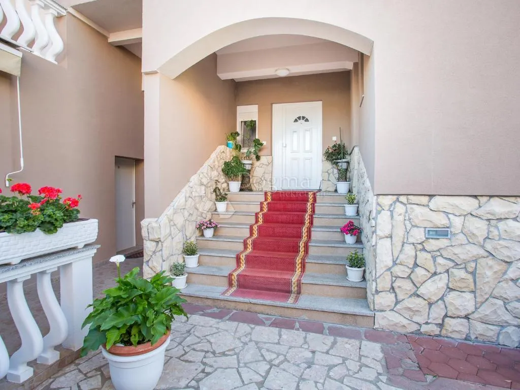 apartmanska kuća zadar, borik - slika 3