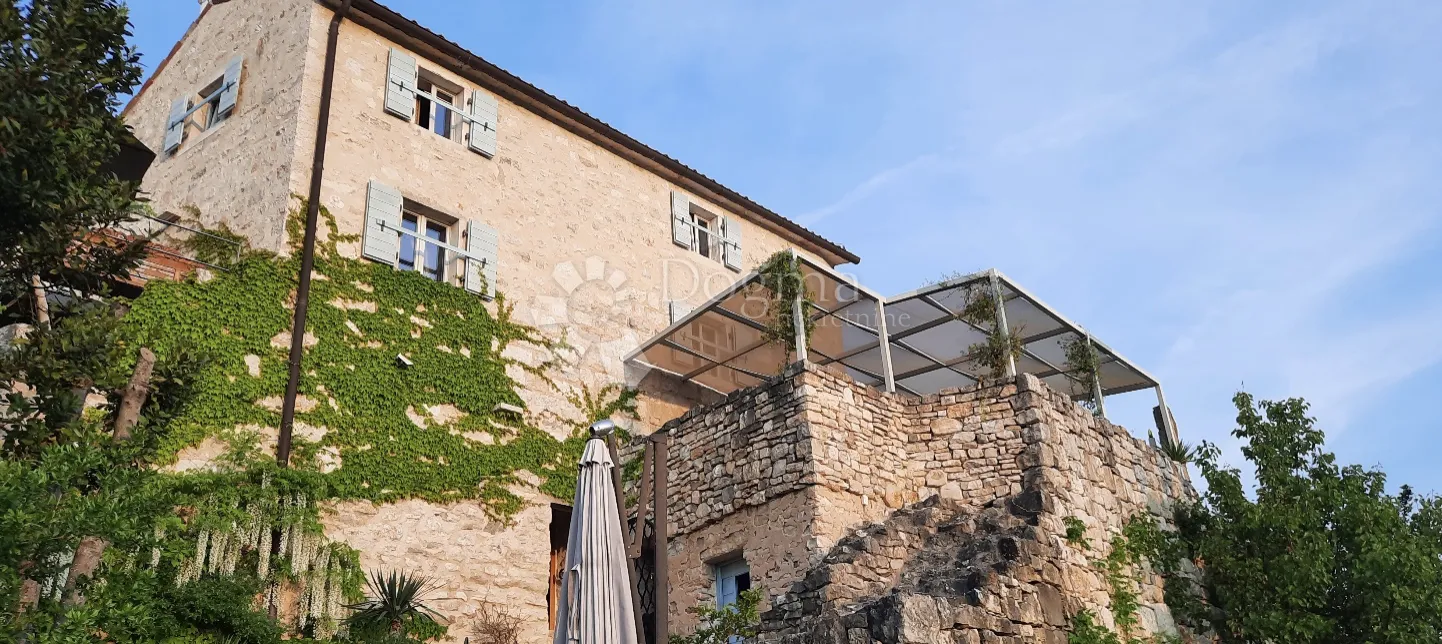 vila s dušom: istarski dragulj s pogledom na more i brežuljke - slika 2