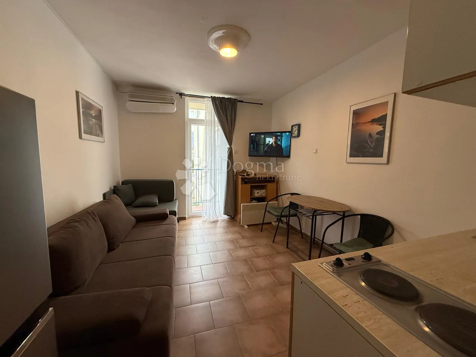 apartman 80m do mora plaže ii kat javni parking - slika 4