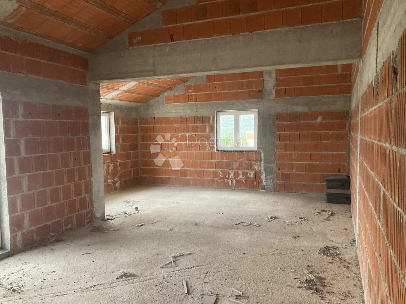 lozovac – prostor za najam – 120m², mogućnost prilagodbe prema namjeni - slika 18